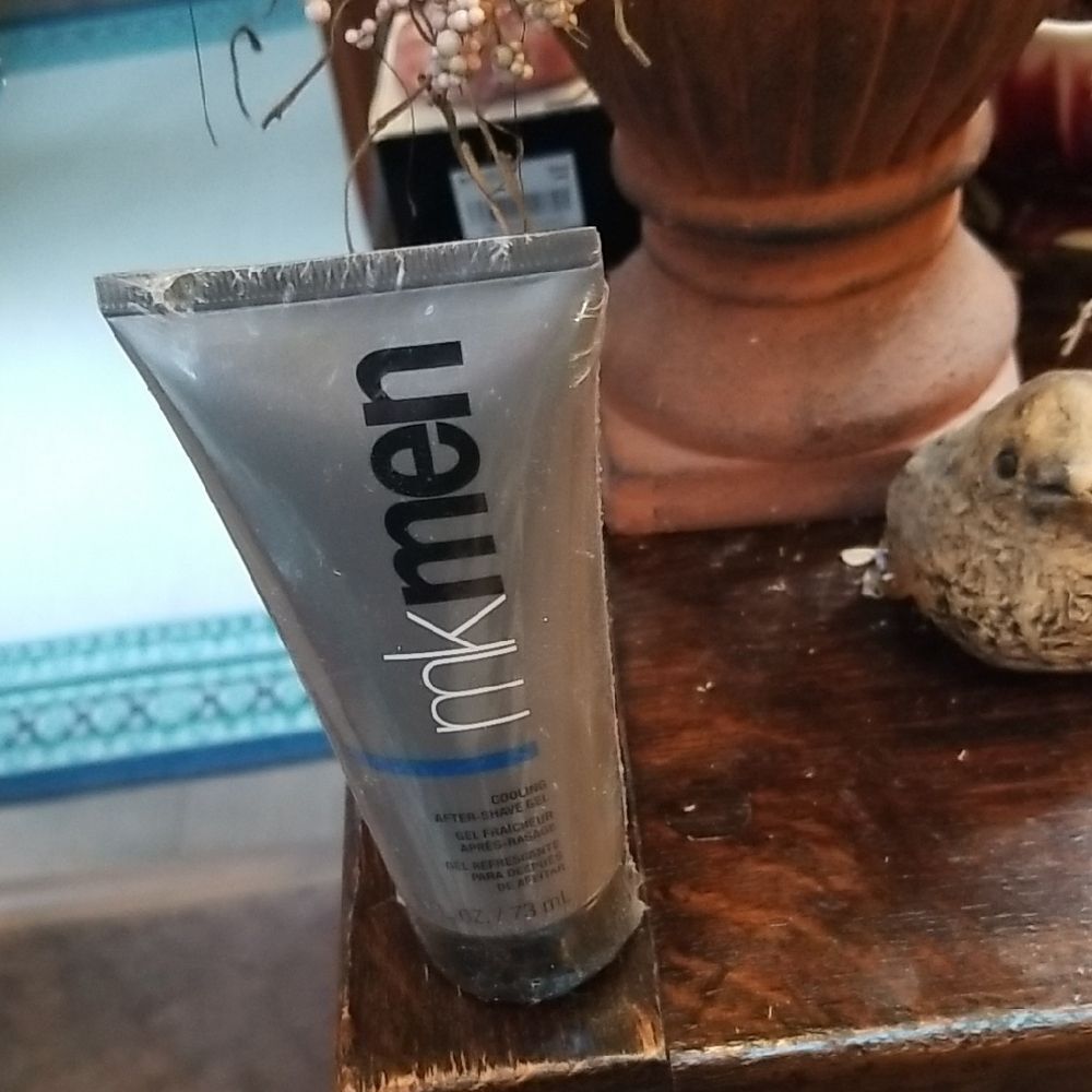 Mary Kay MKMen After-Shave Gel - Gray and Blue